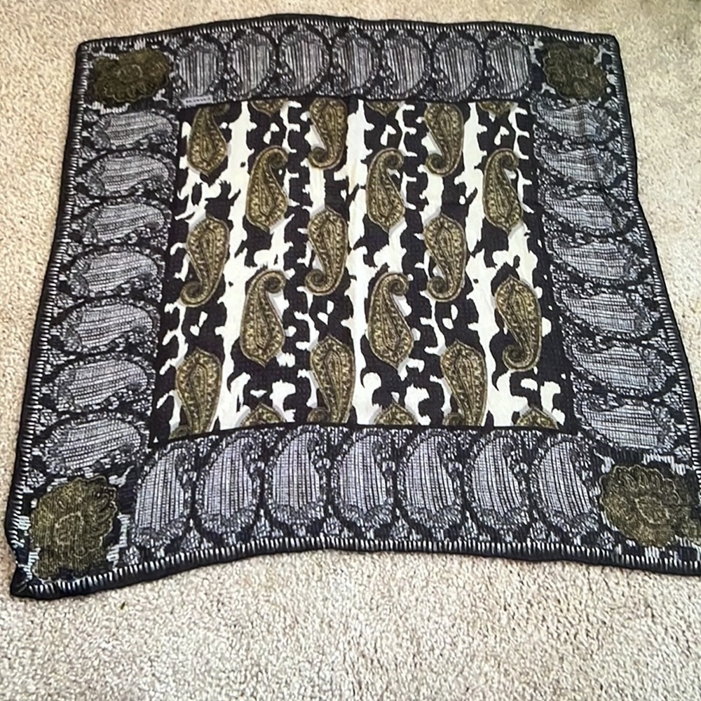 Coach Scarf - Picture 2 of 3